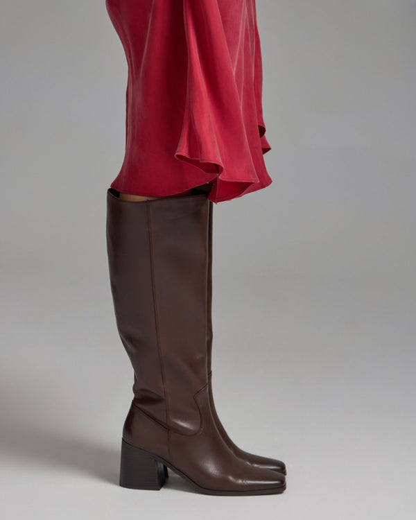 Jeanie Leather Knee Boot