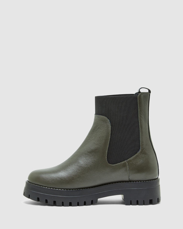 Urbane Chunky Ankle Boot